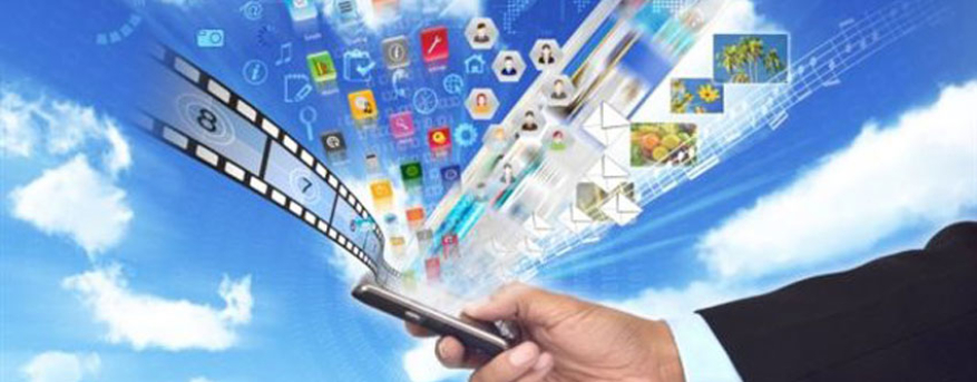 7 στους 10 συνδέονται στο Internet από φορητή συσκευή